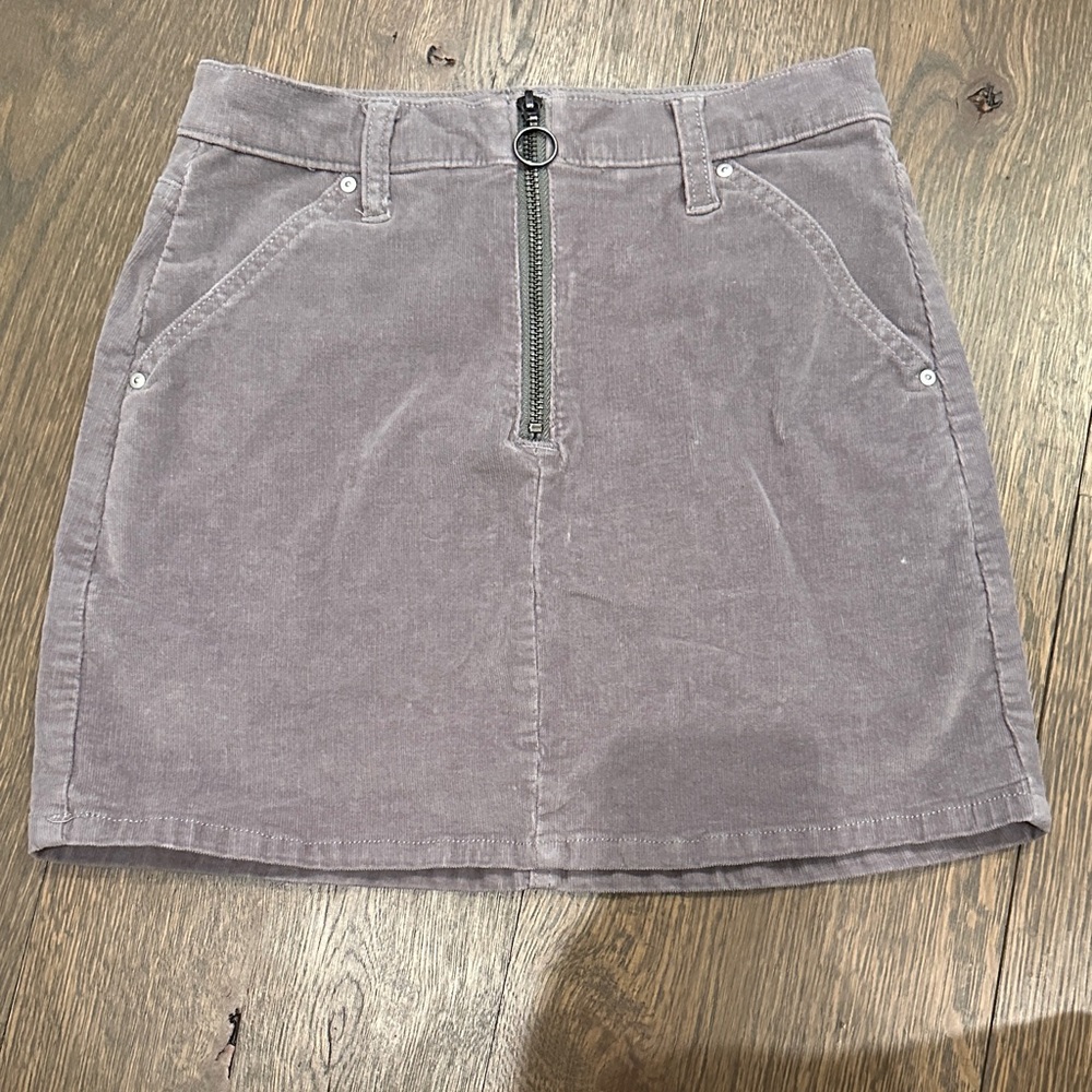 Sky and Sparrow Gray Mini Skirt with Zipper